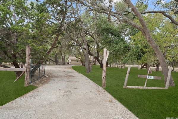 222 CASCADE CAVERNS RD, BOERNE, TX 78015 - Image e2cbed4300479f0fd9cd67cedece4f92/2265030238