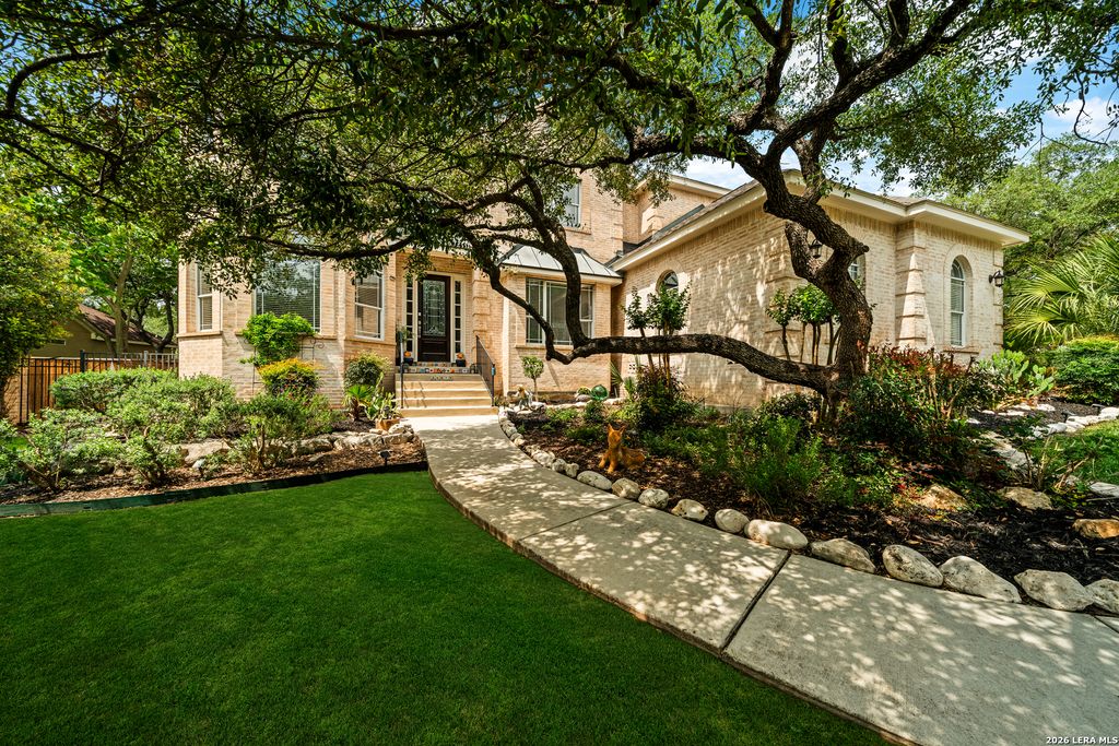 Photo of 24815 BIRDIE RDG, San Antonio, TX 78260 (MLS # 1958077)