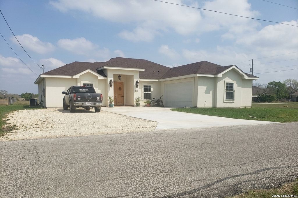 Photo of 453 Fairway, Brackettville, TX 78832 (MLS # 1955791)