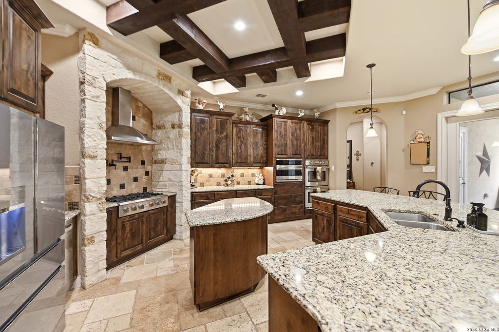 Photo of 324 HEAVENS WAY, San Antonio, TX 78260 (MLS # 2005193)