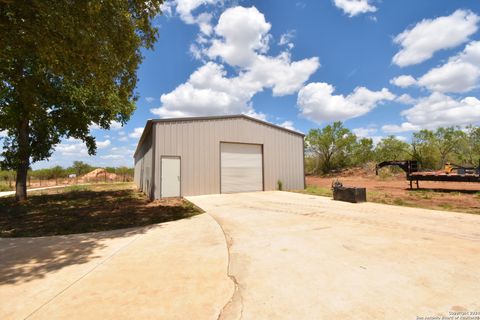 A home in Devine