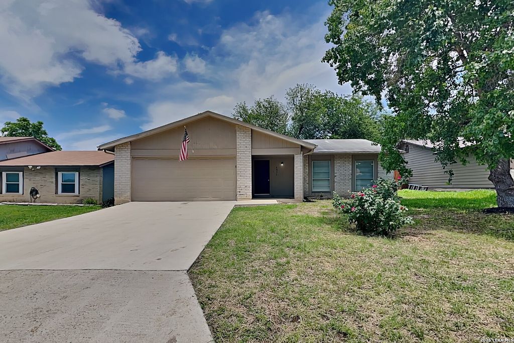 Photo of 6831 De Palma, San Antonio, TX 78239 (MLS # 1991945)
