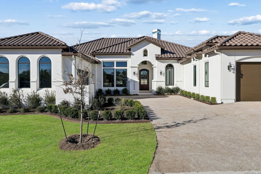 Photo of 7006 Bluff Run, San Antonio, TX 78257 (MLS # 1940377)