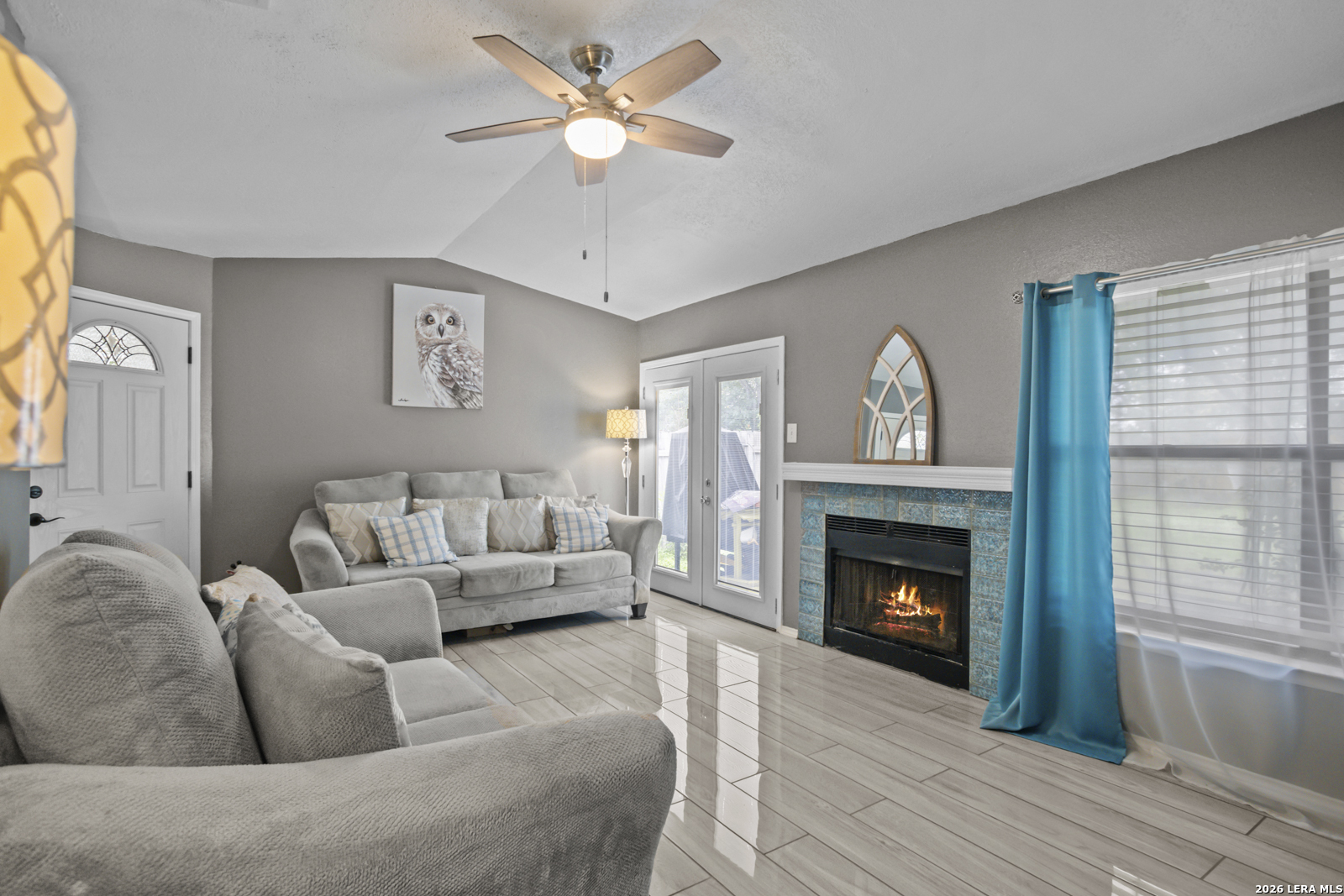 2605 Corian Glen