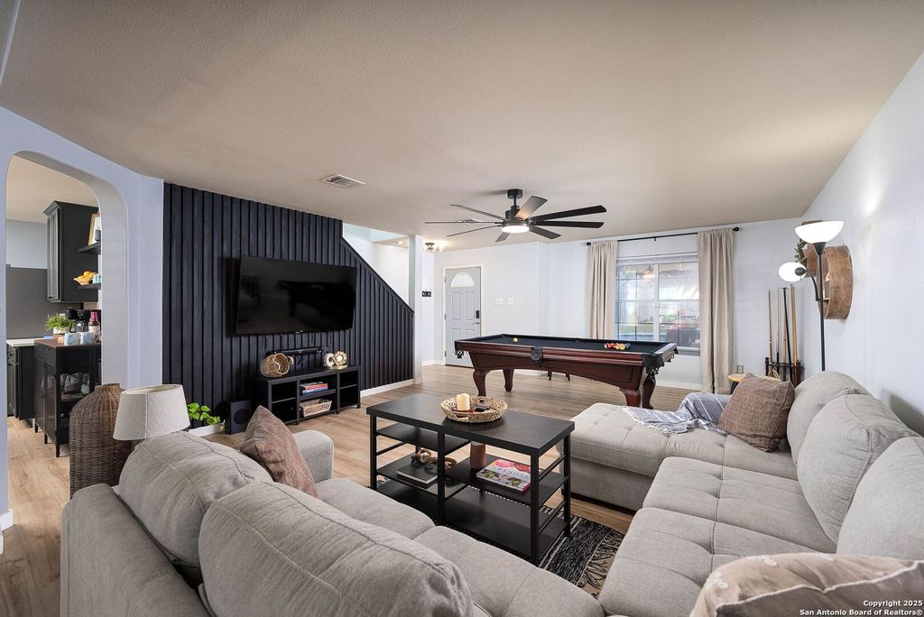 Photo of 9811 Magnolia, San Antonio, TX 78251 (MLS # 1913336)