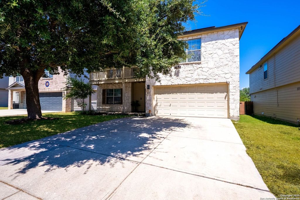 Photo of 9811 Magnolia, San Antonio, TX 78251 (MLS # 1913336)