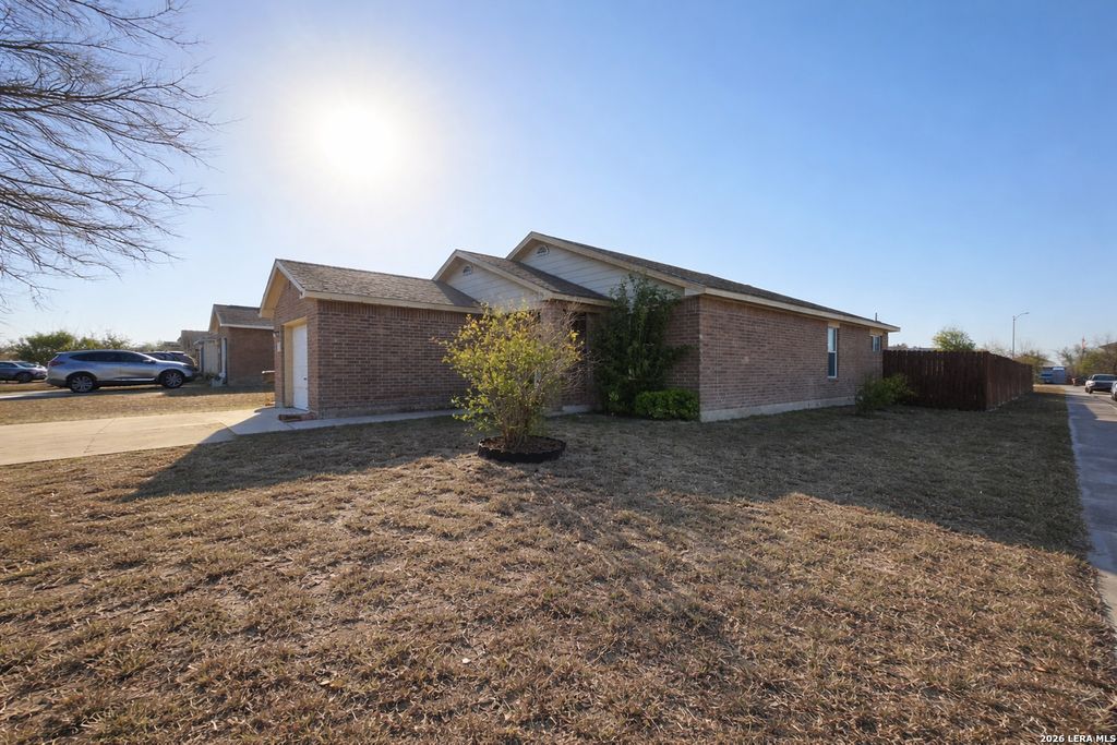 Photo of 11250 Dublin Trace, San Antonio, TX 78254 (MLS # 1936408)