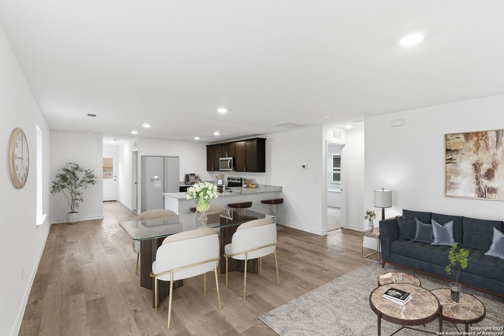 Photo of 308 LAZYGLADE LN, Seguin, TX 78155 (MLS # 1921458)