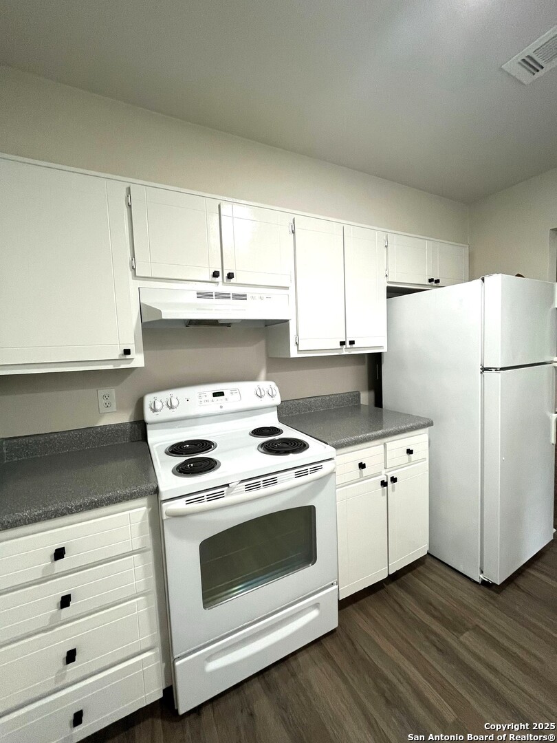 New Braunfels, Texas 78130, United States, 3 Bedrooms Bedrooms, ,2 BathroomsBathrooms,Residential,Active,153490