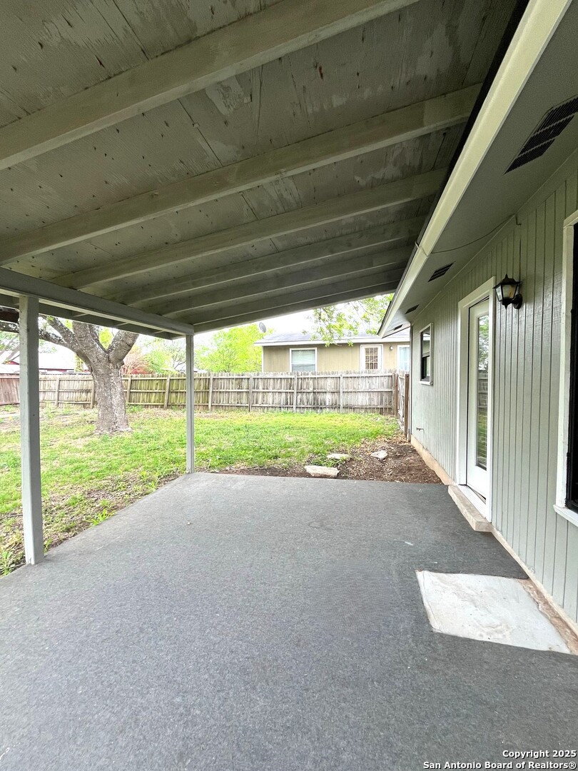 New Braunfels, Texas 78130, United States, 3 Bedrooms Bedrooms, ,2 BathroomsBathrooms,Residential,Active,153490