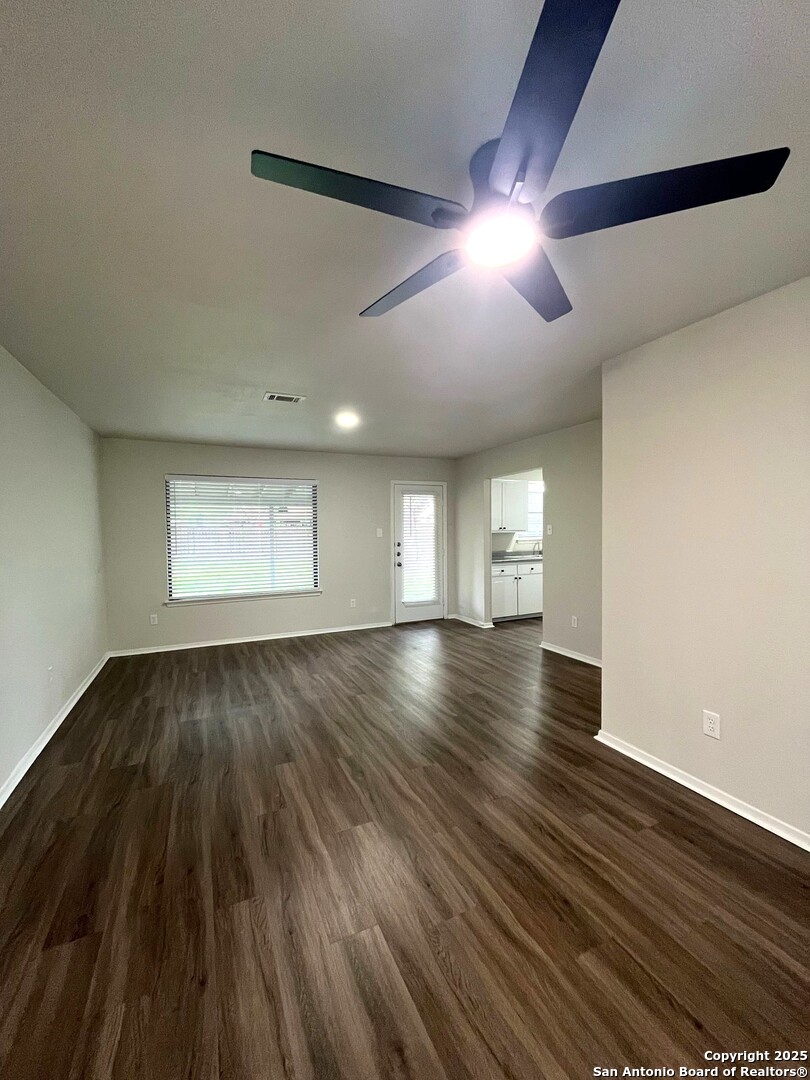 New Braunfels, Texas 78130, United States, 3 Bedrooms Bedrooms, ,2 BathroomsBathrooms,Residential,Active,153490