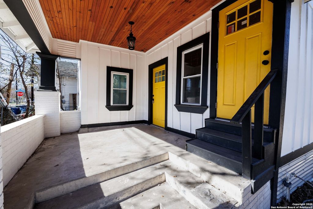 Photo of 109 Blue Bonnet, San Antonio, TX 78202 (MLS # 1892765)