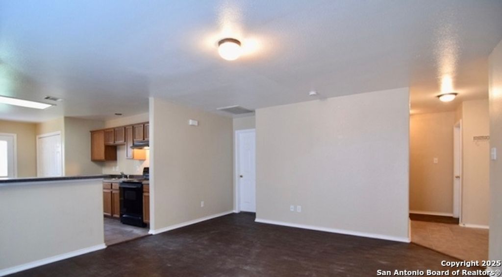 Photo of 9011 Hilltop Crossing Dr, San Antonio, TX 78251 (MLS # 1923470)