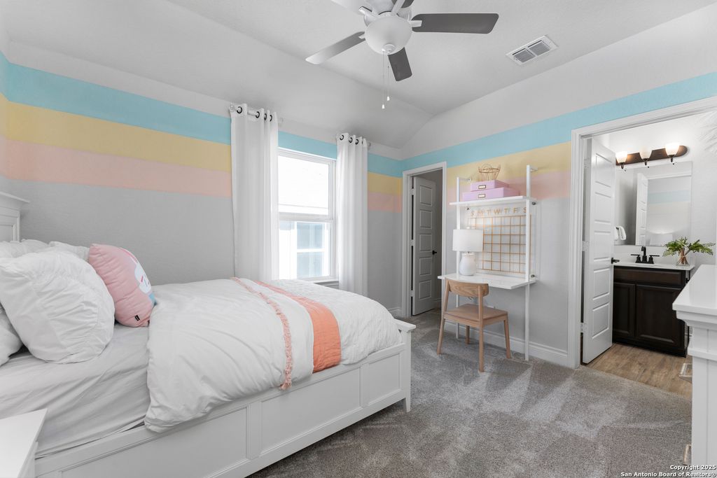 Photo of 4036 Paddock Trail, Seguin, TX 78155 (MLS # 1922791)