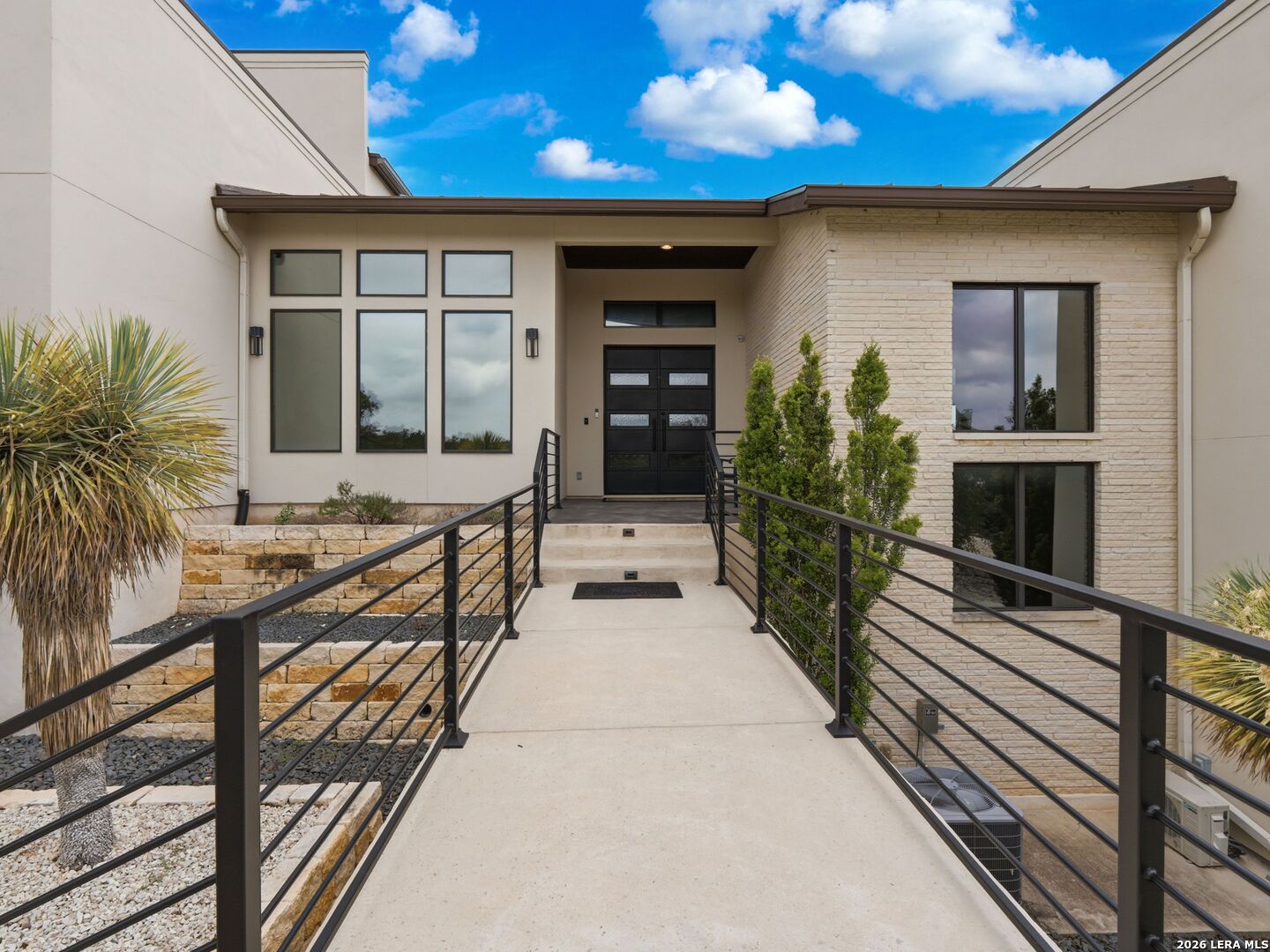 5913 Verden Ridge