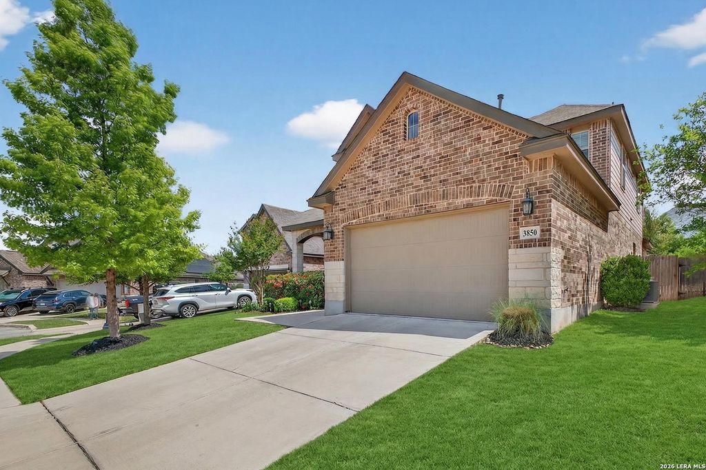 Photo of 5850 Sweetwater, San Antonio, TX 78253 (MLS # 1954378)