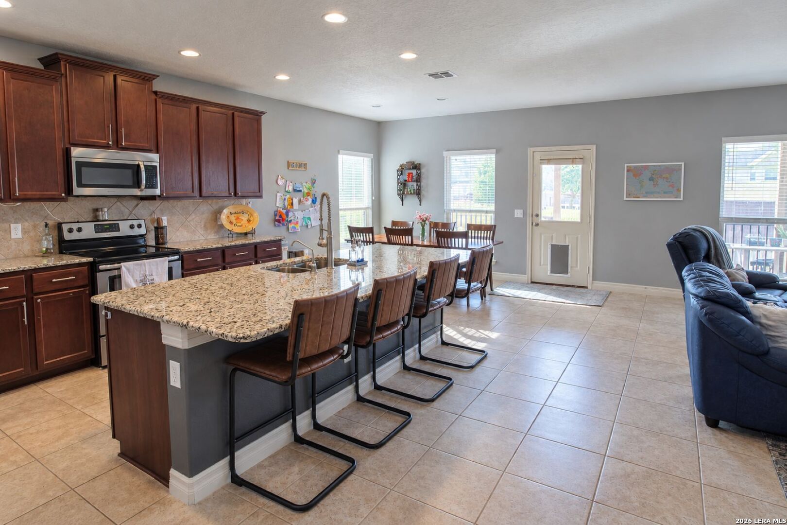 4608 Starwood