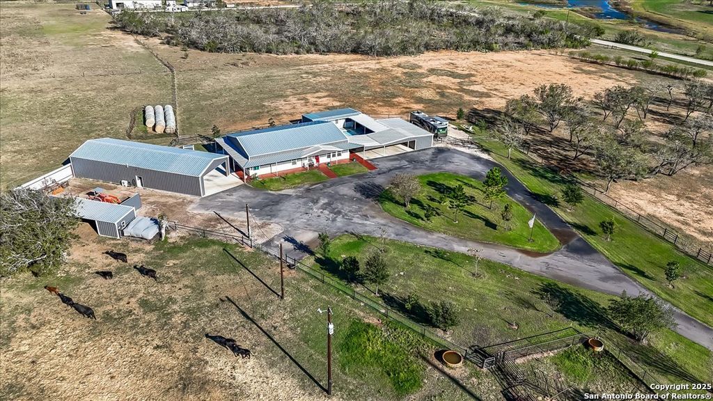 Photo of 6653 Fm 539, Floresville, TX 78114 (MLS # 1925692)