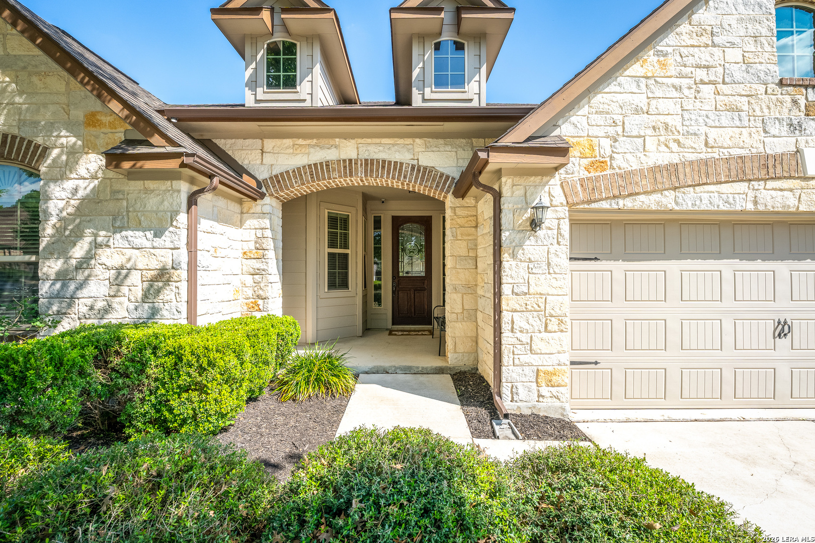 824 Water Oak