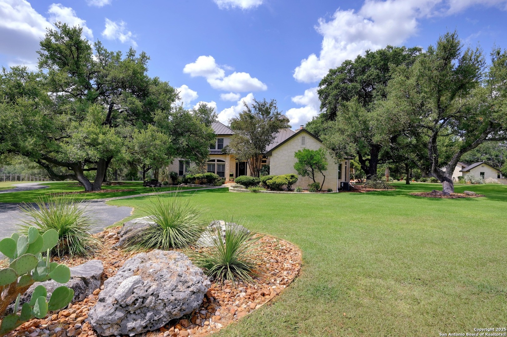 104 Dove Crest
