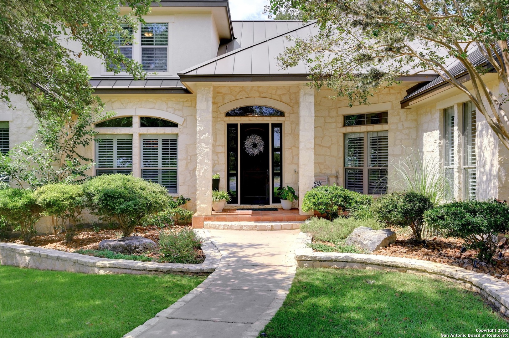 104 Dove Crest