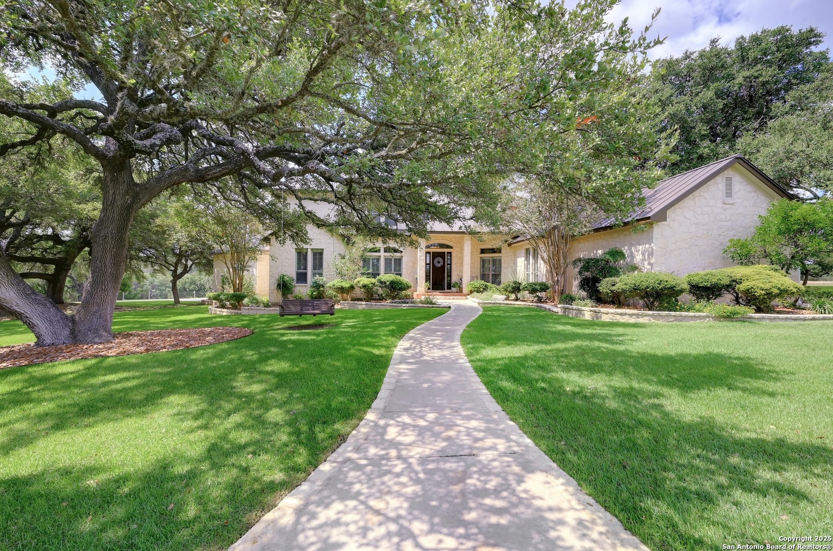 104 Dove Crest