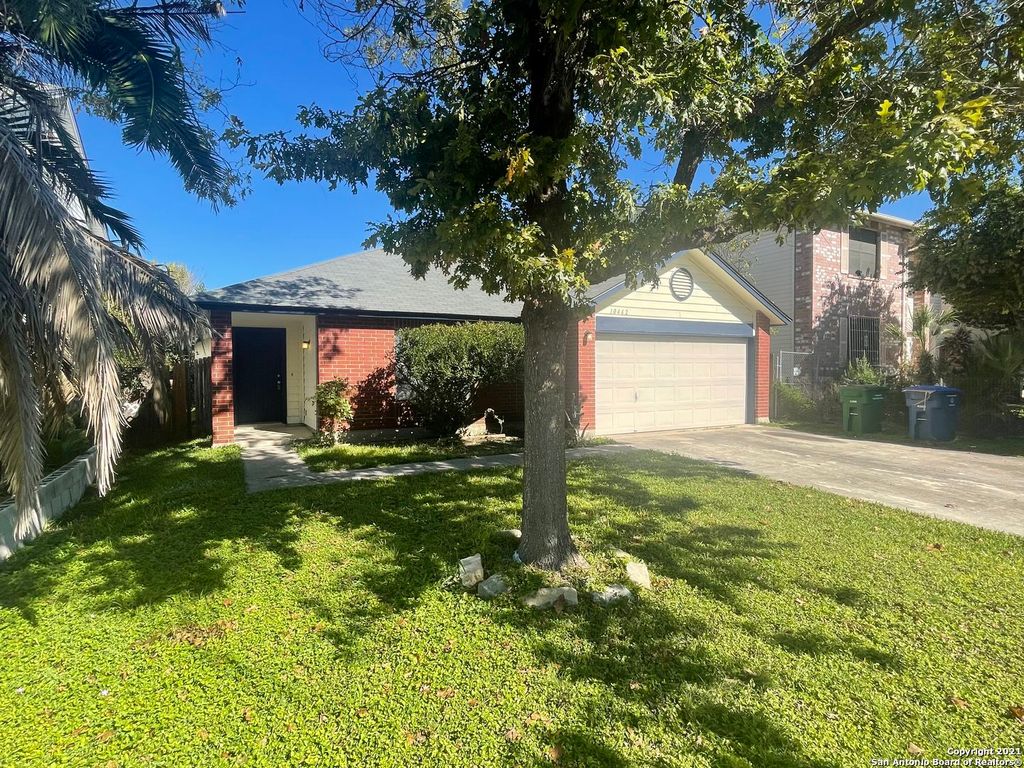 Photo of 10462 Pine Glade, San Antonio, TX 78245 (MLS # 1895904)