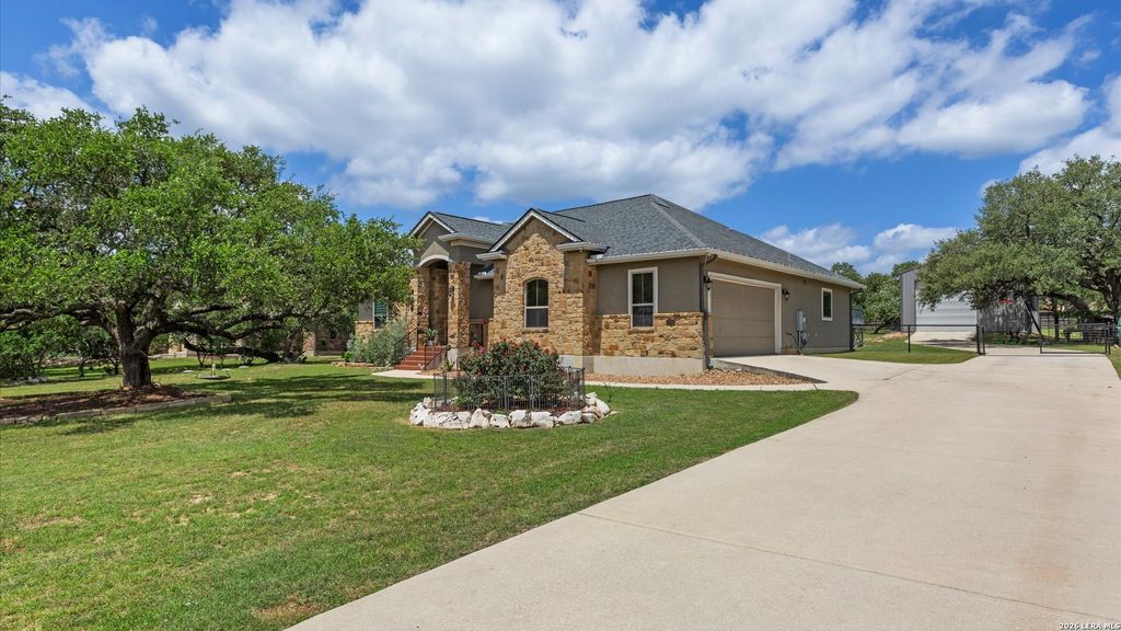 Photo of 2227 Deer Run, New Braunfels, TX 78132 (MLS # 1970118)