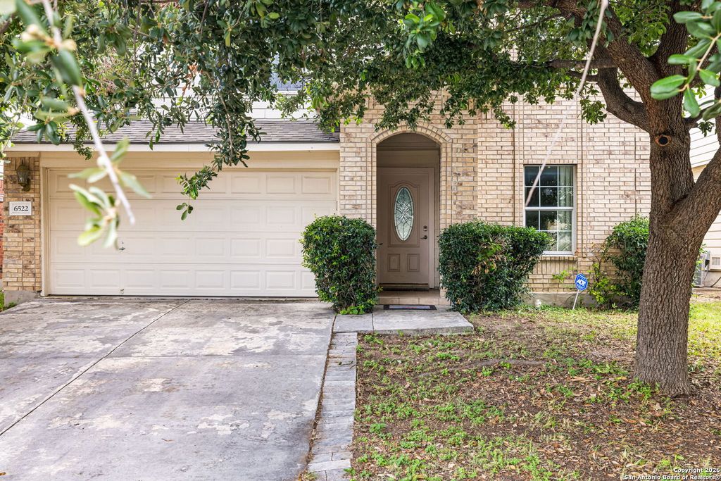 Photo of 6522 Charles Fld, Leon Valley, TX 78238 (MLS # 1932238)