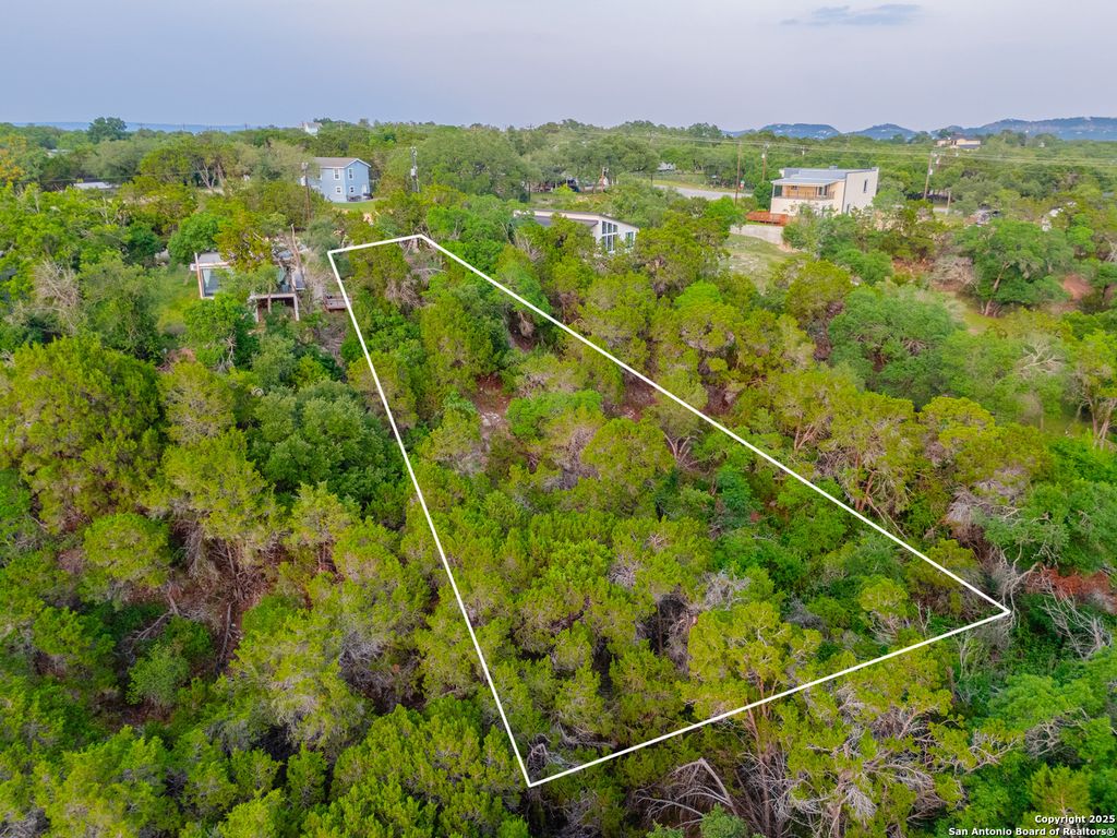 Photo of 463 twilight, Canyon Lake, TX 78133 (MLS # 1923360)