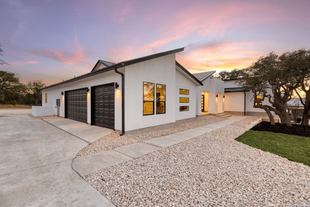 Photo of 783 Maximino Ridge, Bulverde, TX 78163 (MLS # 1946094)