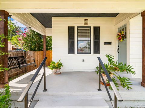 924 W Rosewood San Antonio TX 78201