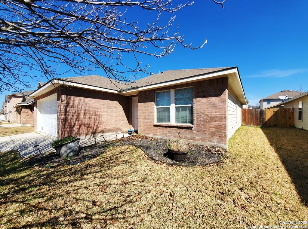 Photo of 10921 GENEVA VALE, San Antonio, TX 78254 (MLS # 1898762)
