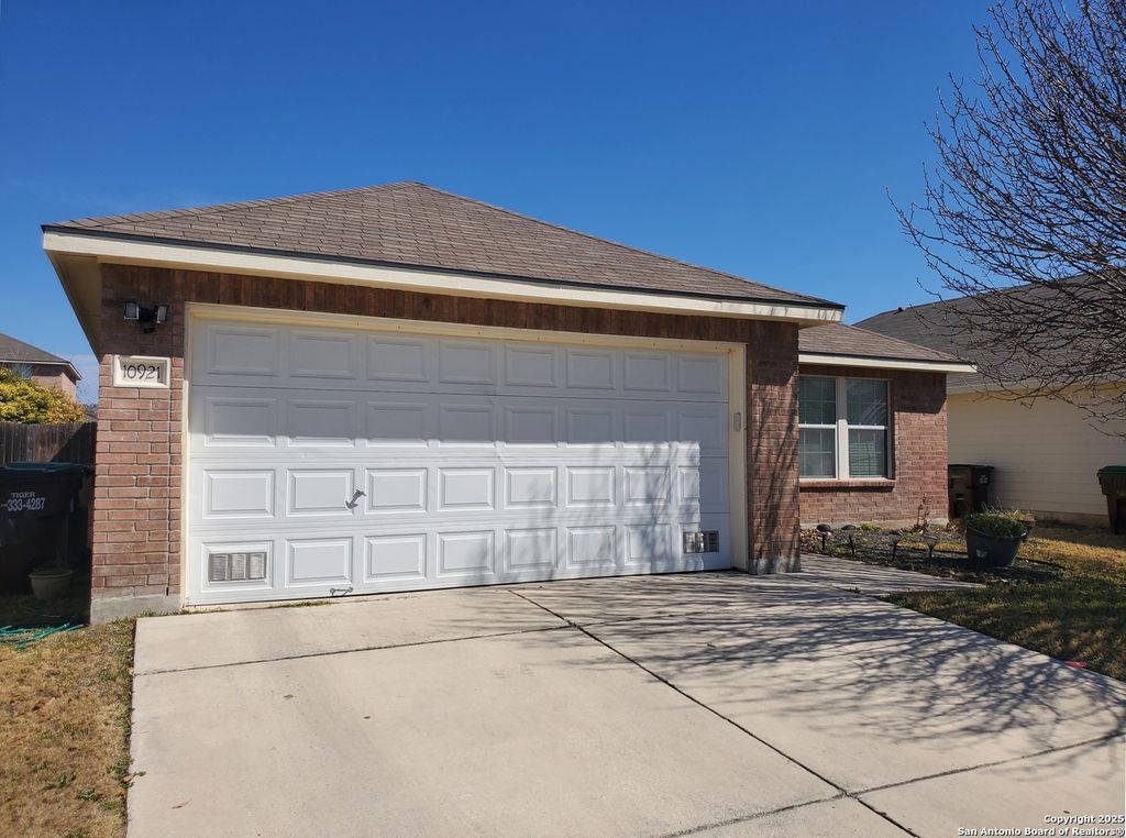 Photo of 10921 GENEVA VALE, San Antonio, TX 78254 (MLS # 1898762)