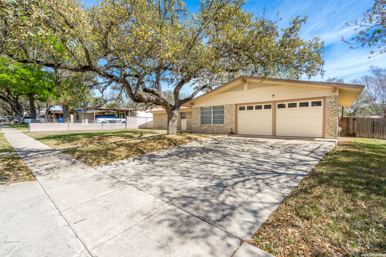 Search 11122 Cedar Elm