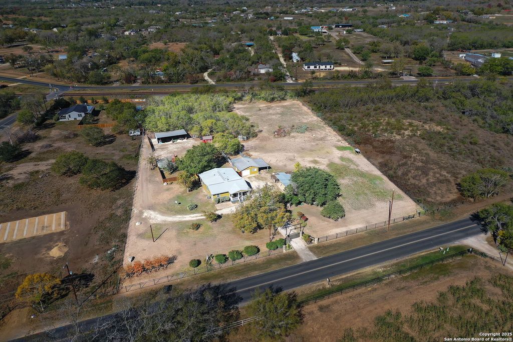 Photo of 12303 pearsall, Atascosa, TX 78002 (MLS # 1929577)