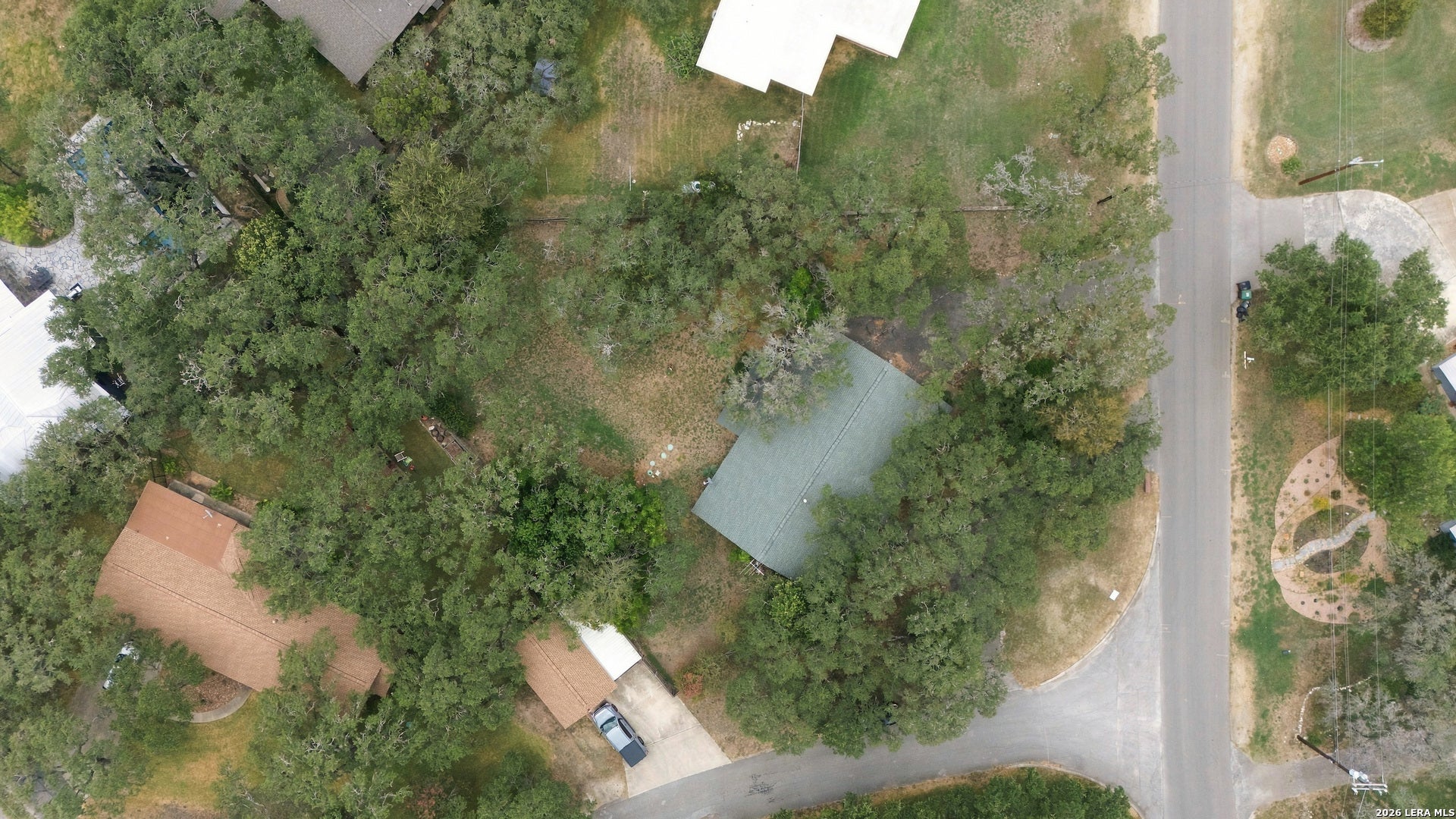 308 MEADOWBROOK DR