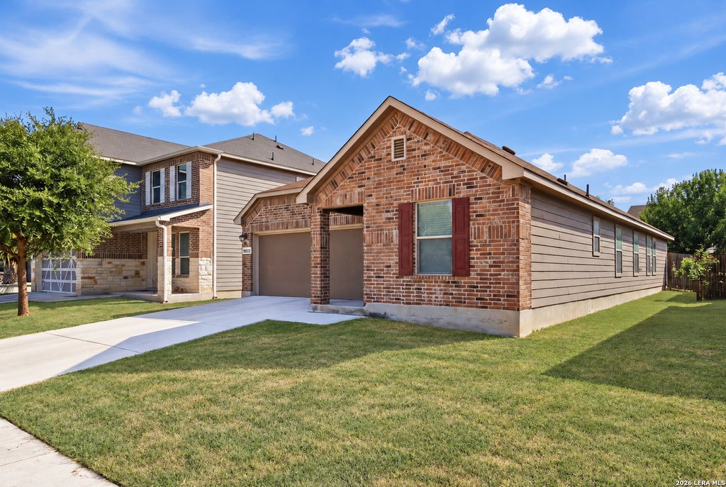 Photo of 8922 VICTORIA LK, San Antonio, TX 78224 (MLS # 2017206)