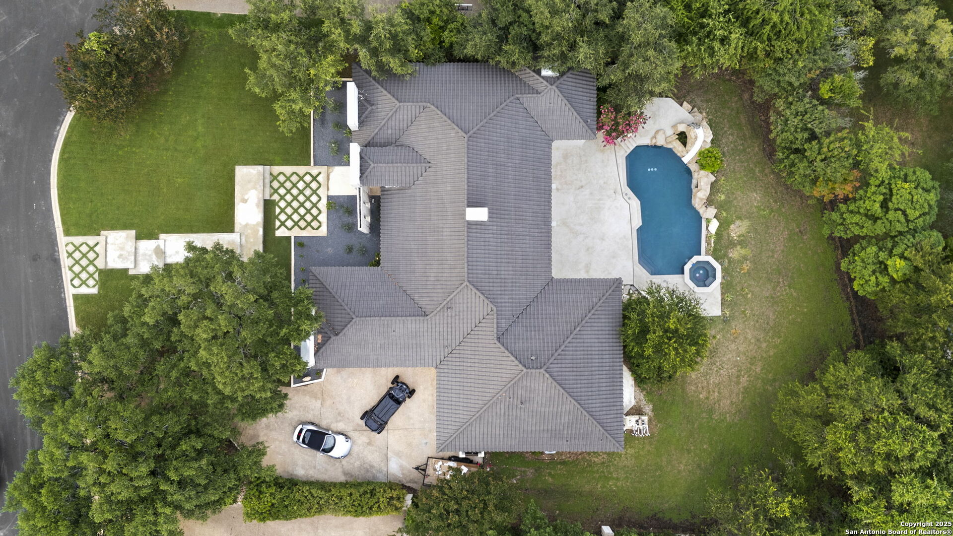 6 Turin Ct