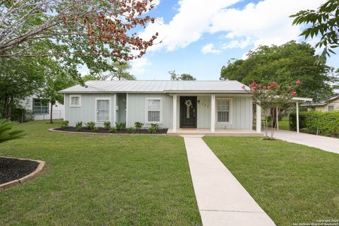 772 Cresthill San Antonio TX 78220