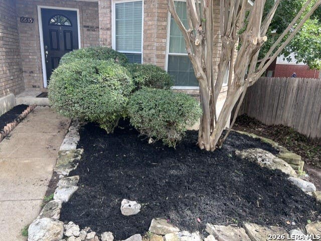 Photo of 6635 SHADY BEND DR, San Antonio, TX 78256 (MLS # 2005776)