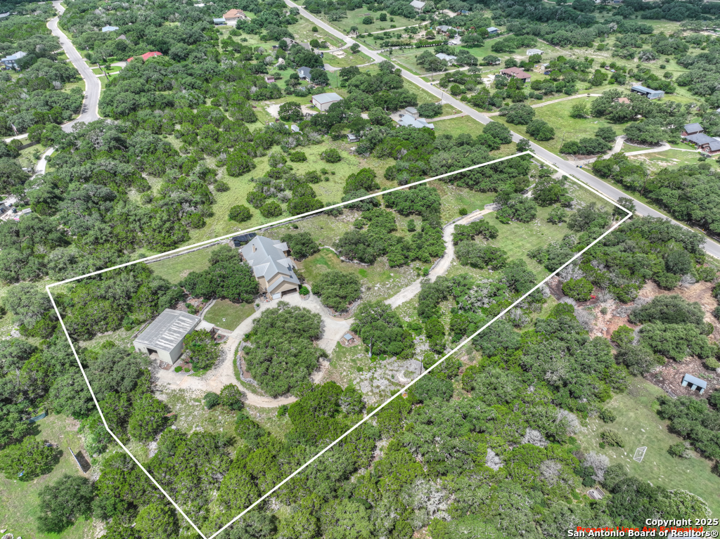 3032 Rolling Oaks