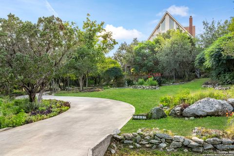 A home in Helotes