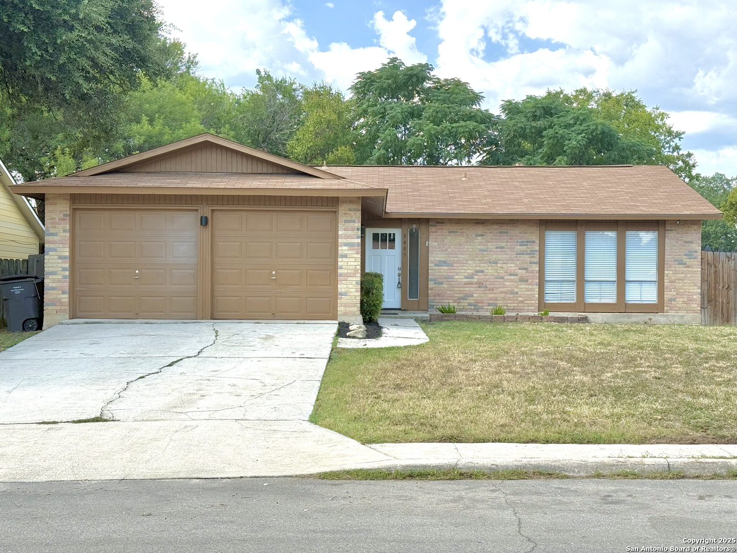 9403 Bowen