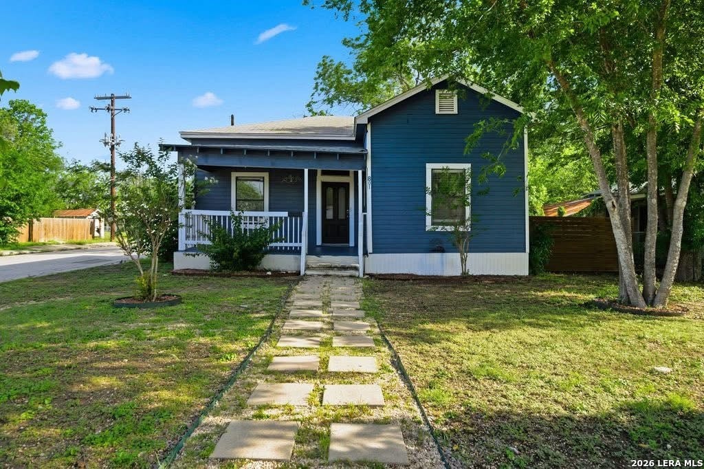 Photo of 801 Canton, San Antonio, TX 78202 (MLS # 2000861)