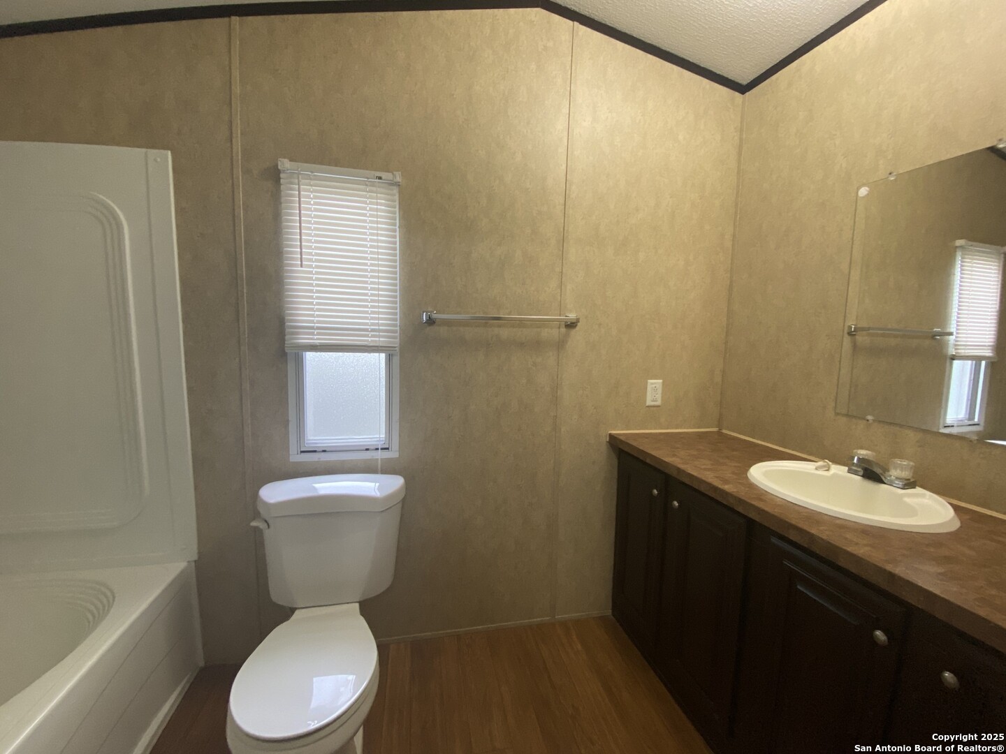 1215 Southway