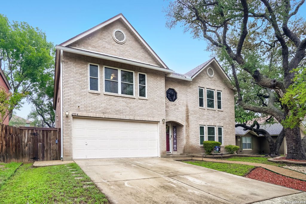 Photo of 6914 Barkley Trl, San Antonio, TX 78250 (MLS # 1960464)