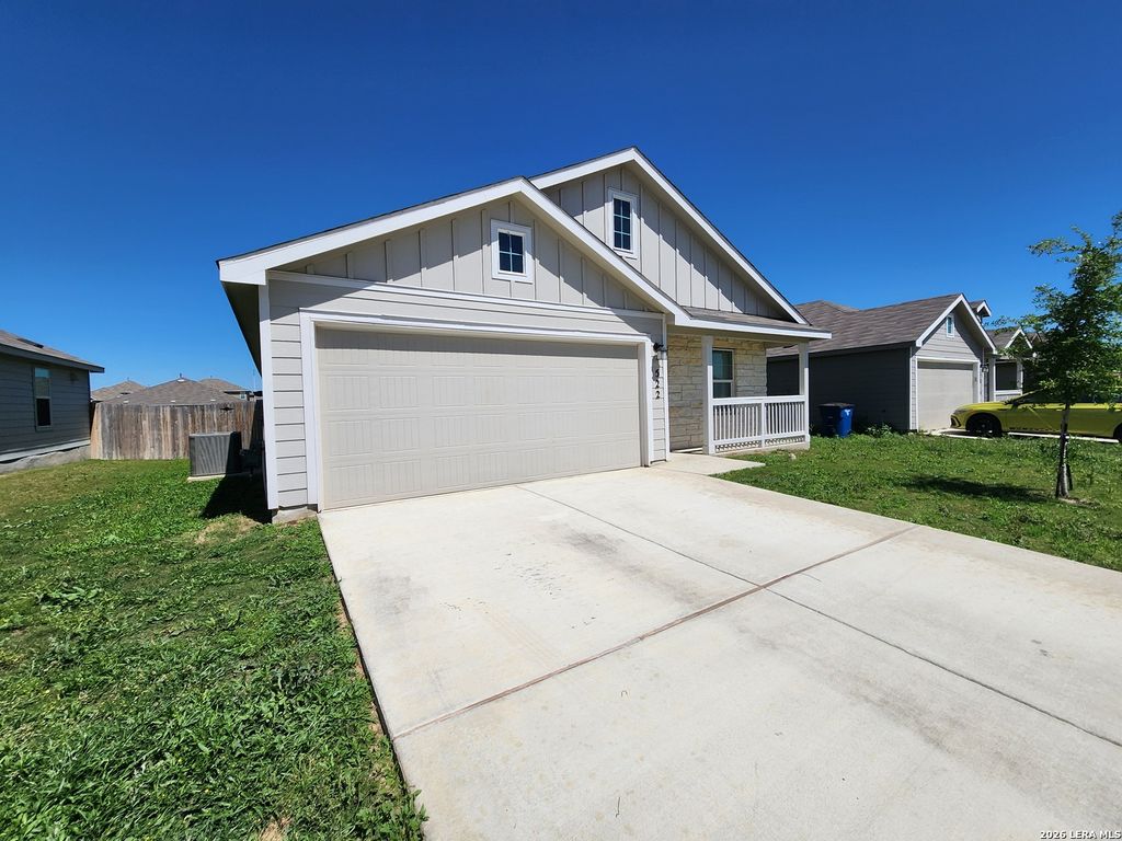 Photo of 522 Blue Stem, New Braunfels, TX 78130 (MLS # 1939173)