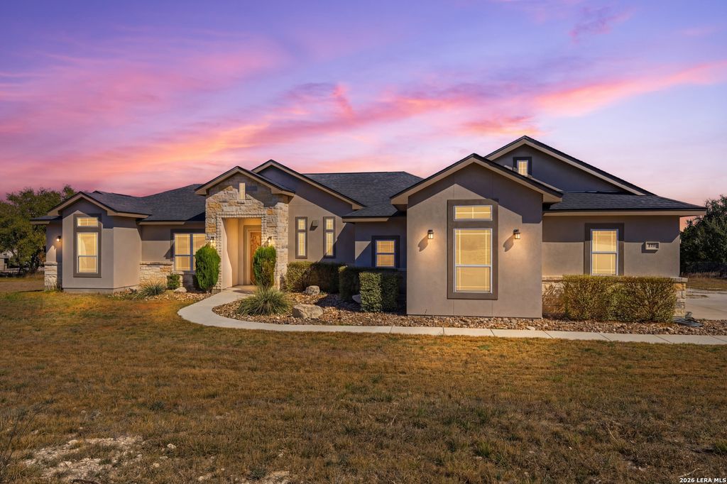 Photo of 136 vista view, Spring Branch, TX 78070 (MLS # 1944688)