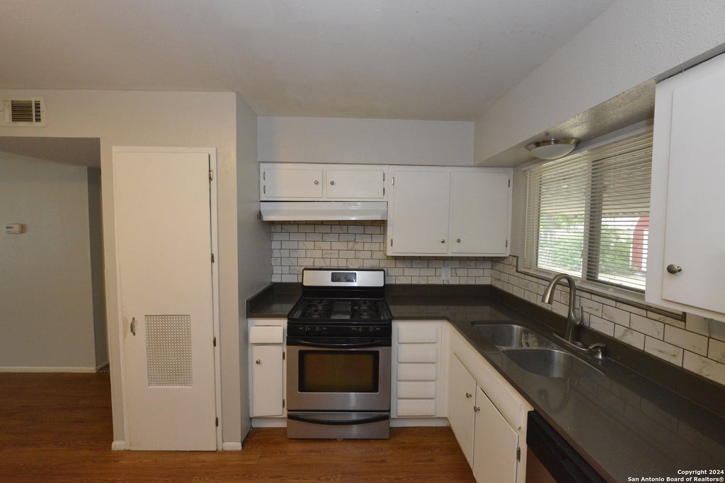 Photo of 110 Covina, San Antonio, TX 78218 (MLS # 2019569)